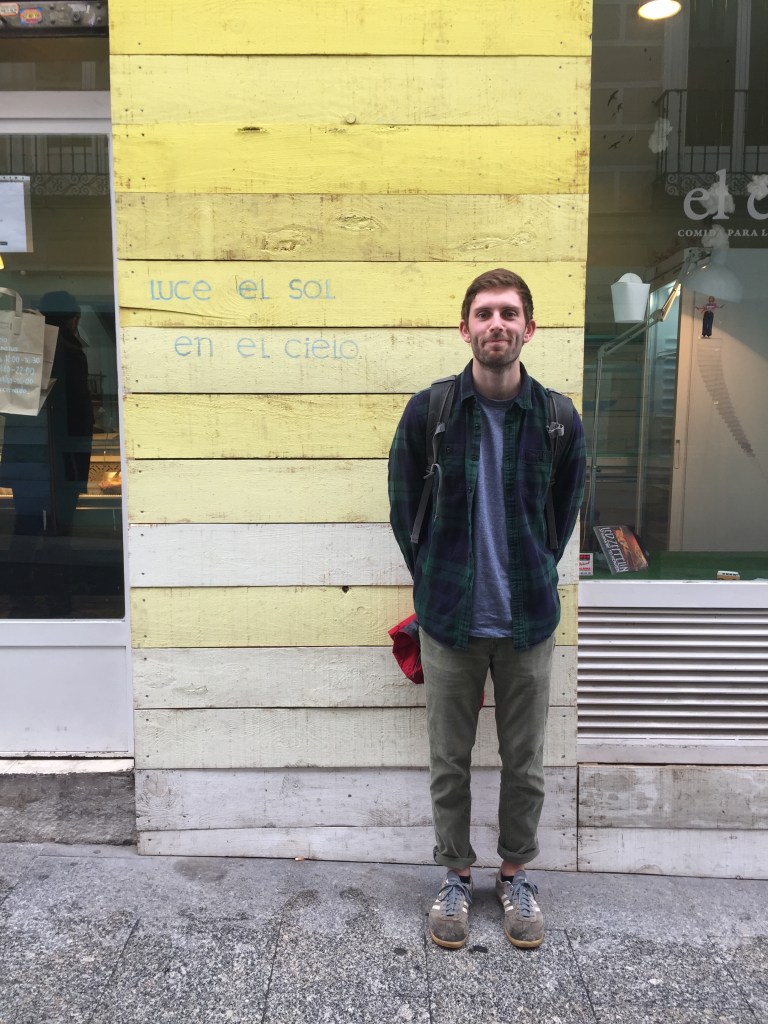 rory-and-yellow-wall